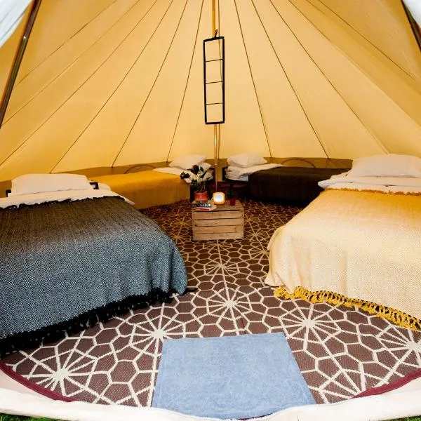 Nine Yards Bell Tents at the TT - Douglas, hotel v destinaci Douglas