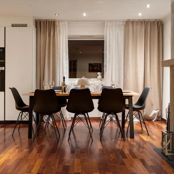 ARCTIC HOMES - Villa Borealis, hotelli Tromssassa