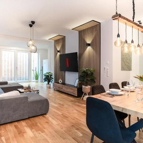 Großes zentrales Apartment Terrasse 2 Bäder, hotel a Aschaffenburg