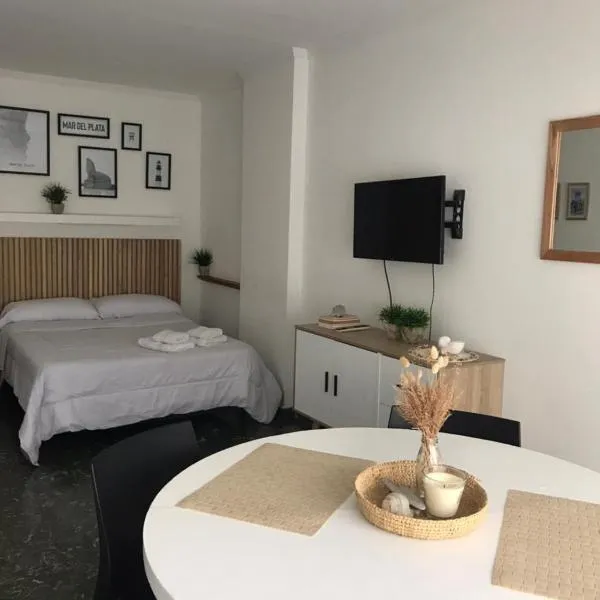 MONOAMBIENTE ZONA CENTRO, hotel en Mar del Plata