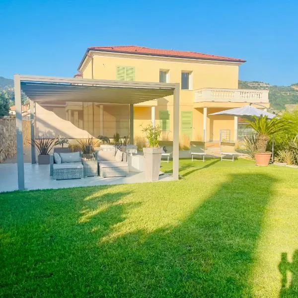 Villa Sole, hotel v destinaci Arma di Taggia
