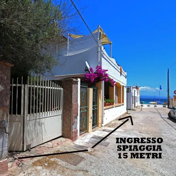 Casa Josto a due passi da Spiaggia Maladroxia, hotel in Maladroxia