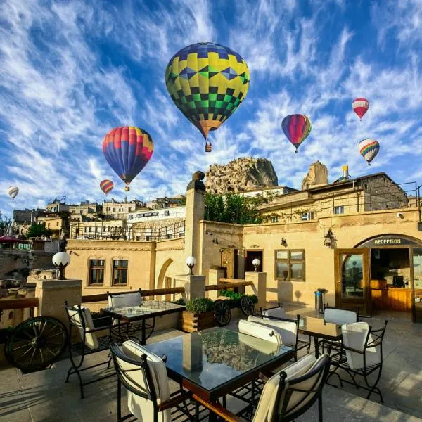 Mimi Cappadocia Luxury Cave Hotel, hotel v destinaci Üchisar