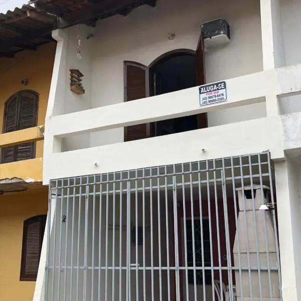 Sobrado na Praia de Matinhos, hotel i Matinhos