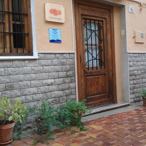 Casa de Pueblo El Patio de las Cebollas, hotel en Vall d'Almonesir (Vall de Almonacid)