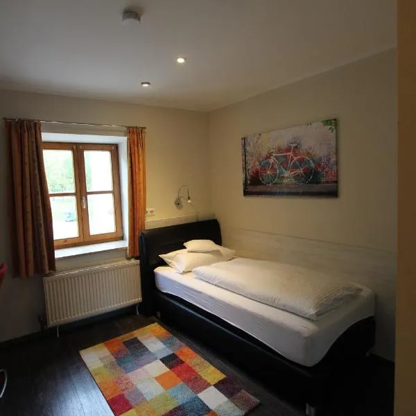 Hotel Gasthof zum Anker, hotel v destinaci Ingolstadt