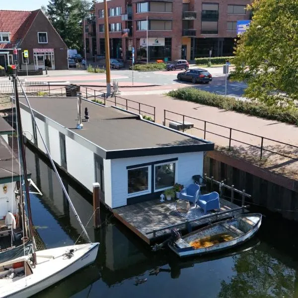 Woonboot 4 Harderwijk, hotel v destinaci Harderwijk