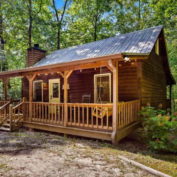 Relax in a cozy cabin 10 min to Helen - Fireplace, hotel v destinaci Sautee Nacoochee