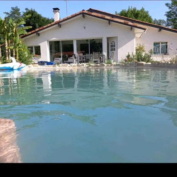 Villas Paradis, hotel v destinácii Saint-Paul-lès-Dax
