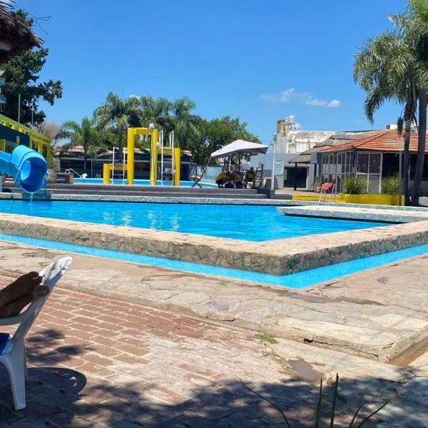 POSADA de los TIGRES, hotel in Sunchales