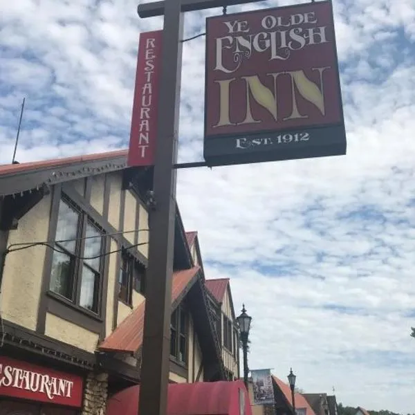 Ye Olde English Inn, hotel di Hollister