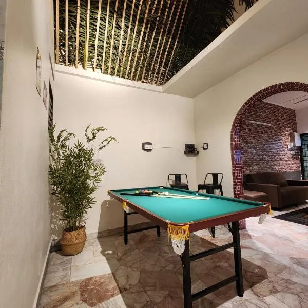 Sun Rock Home by Ipoh Maju Stay, хотел в Ипох