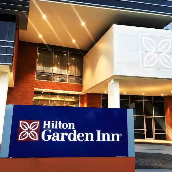 Hilton Garden Inn Bogota Airport, hotel en Bogotá