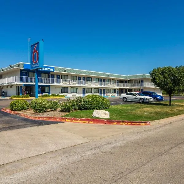 Motel 6-Bellmead, TX - Waco, hotel v destinaci Bellmead