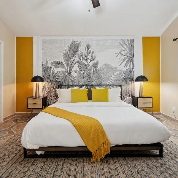 La Casita - Pool, Patio, Pacman!, hotel a Euless