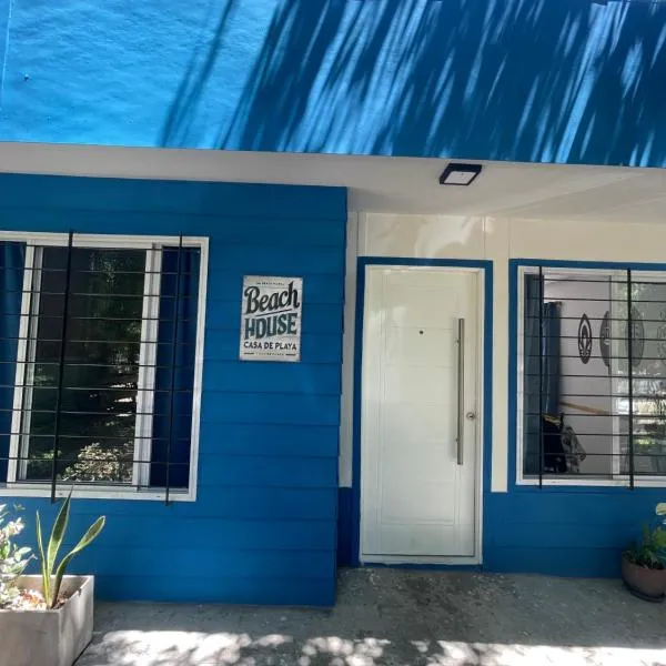 Casa de Playa Mar de Ajo Castelli 1257, hotel in Mar de Ajó