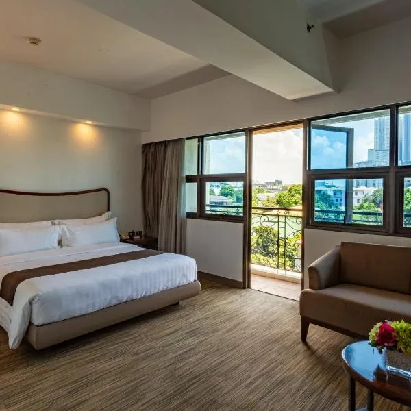 La Breza Hotel, hotel di Manila