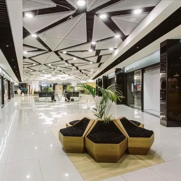 Hotel Platinia, hotel in Cluj-Napoca