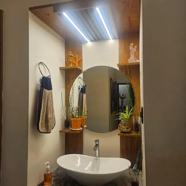 Reverie Homestay, hotel in Munroe Island