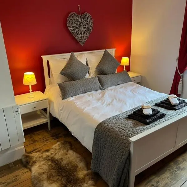 Cosy Cumbrian Cottage King Size Bed 6 Miles from M6, hotel v destinaci Longtown