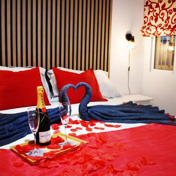 Apartment with jacuzzi en Torremolinos, Garipolo 1 by NAMASTE ELITE, hotel in Torremolinos