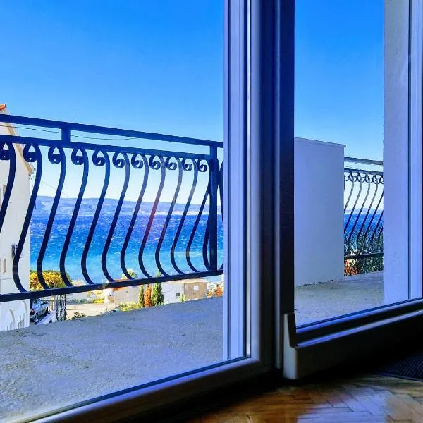 Apartment Lulu Omiš, hotel a Duće