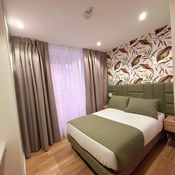 Hostal San Blas, hotel din Madrid
