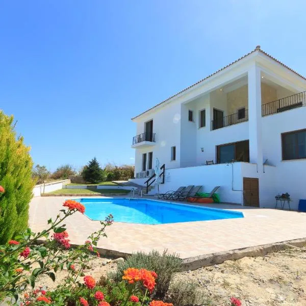Phaedra & Orestis Villas, ξενοδοχείο στα Κάτω Ακουρδάλια