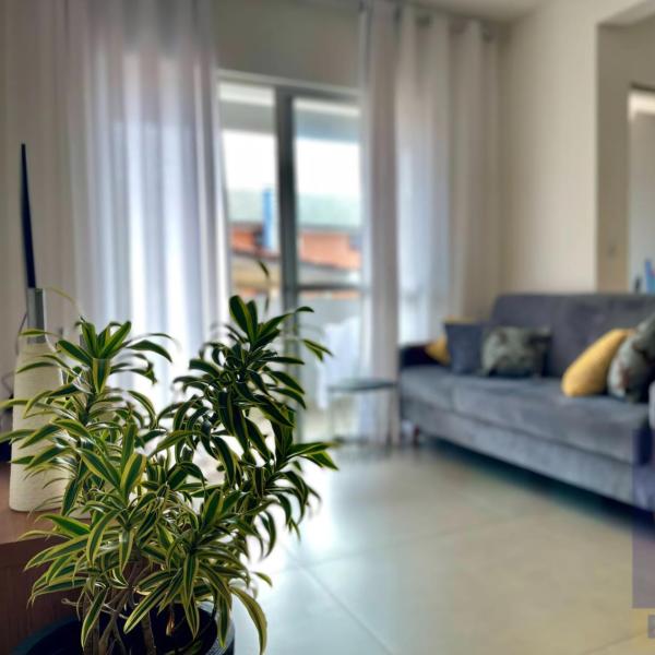 Apartamento Amplo 200m da praia ótima localização