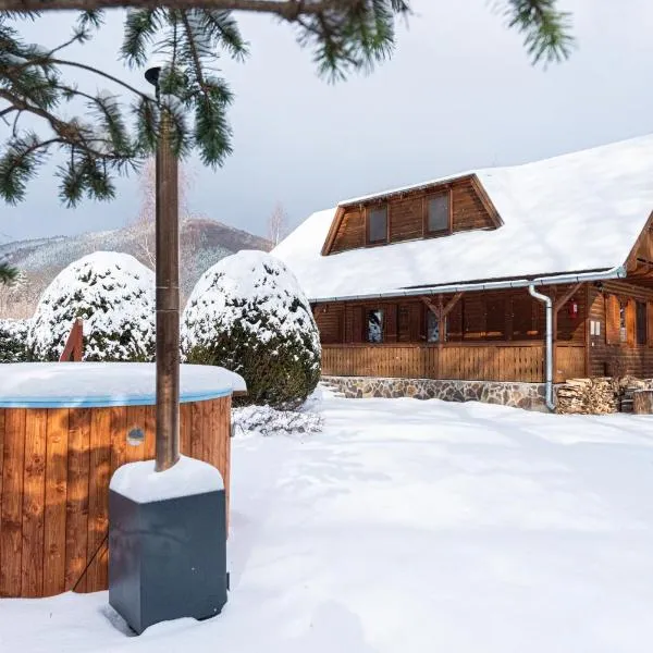 Case la cheie Várlak, khách sạn ở Sub Cetate