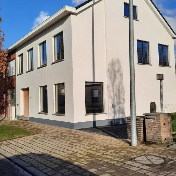 Dea, hotel v destinaci Izegem