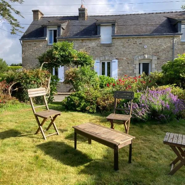 La Guillerette, authentique longère bretonne, hotel v destinácii Bannalec