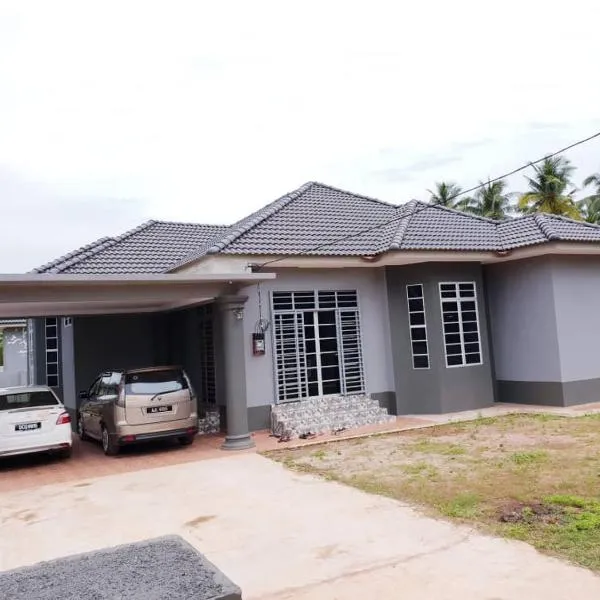 Cikteh Homestay Besut, hotel in Kampung Raja