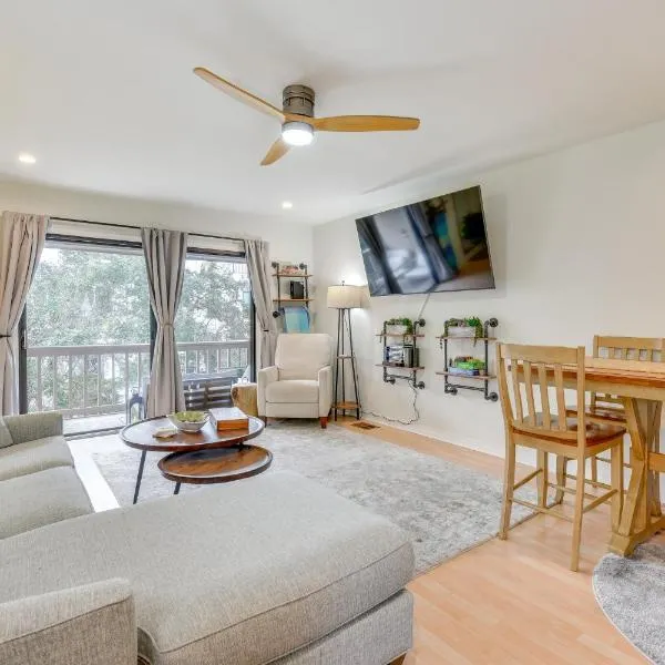 Santa Rosa Beach Townhome Patio, Walk to Beach!, hôtel à Santa Rosa Beach