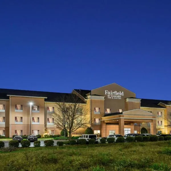 Fairfield Inn and Suites by Marriott Birmingham Fultondale / I-65, hotel in Fultondale