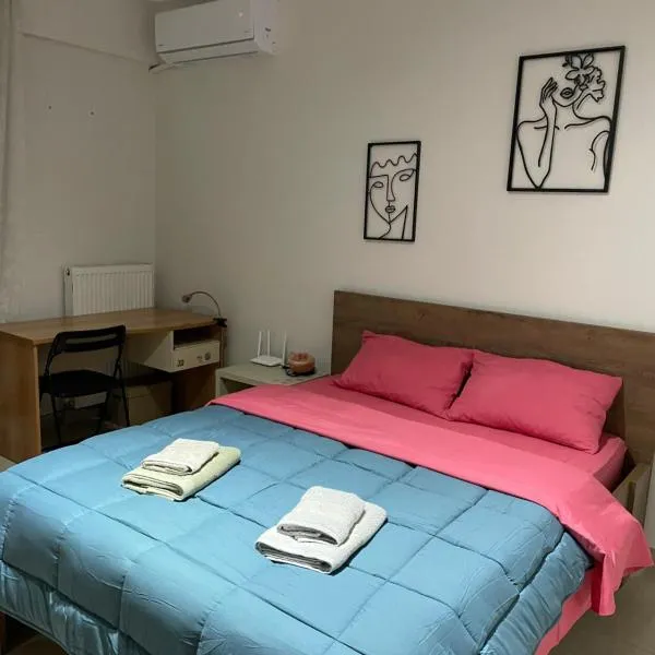 Serres में, होटल Άνετο στούντιο με θέα και παρκινγκ