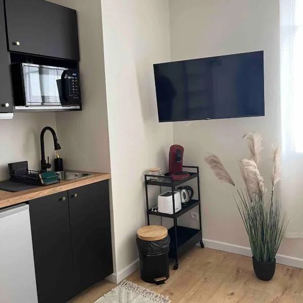 Appartement plein centre ville d alfortville – hotel w mieście Alfortville
