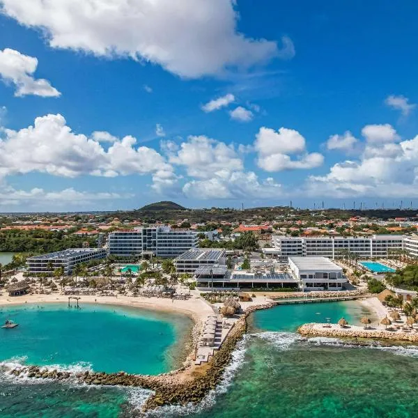 The Rif At Mangrove Beach Corendon Curacao All-Inclusive, Curio by Hilton, hotel v destinaci Willemstad