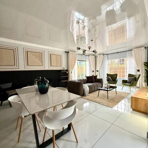 Luxury Redefined Home, hotel in Middelburg