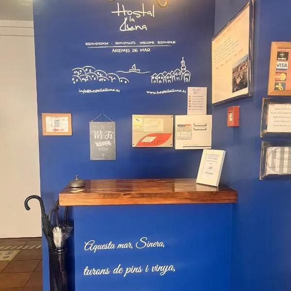 Hostal La Lluna, hotel v destinaci Arenys de Mar