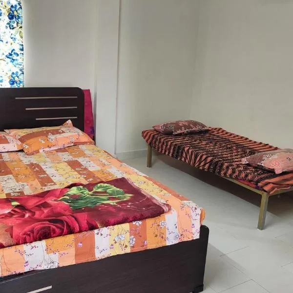 Guru Datta Residency, hotel in Pithāpuram
