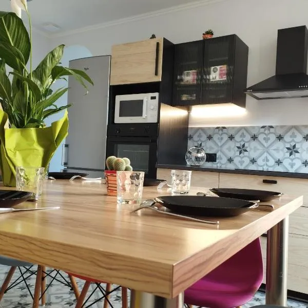 CoLiving des Moulins sur Crémieu 3étoiles - Proche de Lyon & Bugey, hotel v destinaci Crémieu