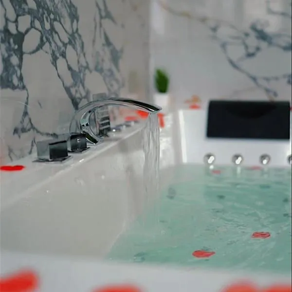 Escape Serenity Suite Haut de Gamme, hotel in Nevers