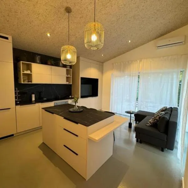 Oasis Airport Apartments and Rooms, hotel v destinácii Velika Gorica