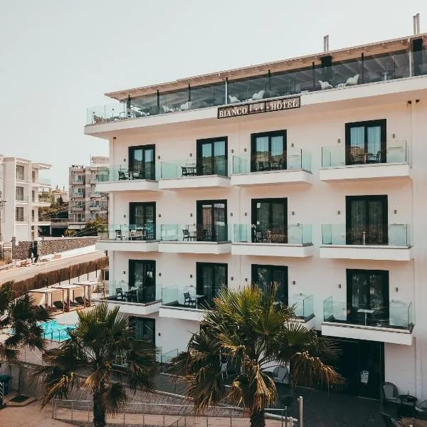 Bianco Hotel, hotel v mestu Ksamil