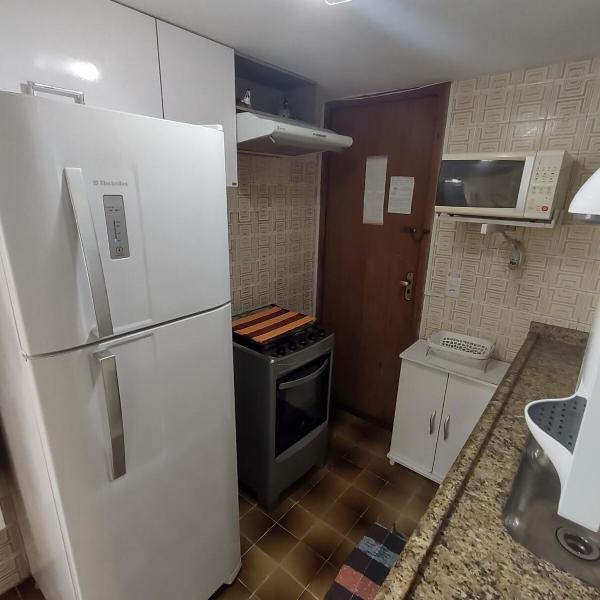 Apartamento a 150 metros da Praia dos Anjos - Foto 3