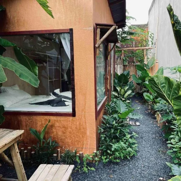 Floating market cabin, hotel in Can Tho