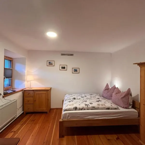 Gästezimmer in Bauernhaus, hotel u gradu Rennweg