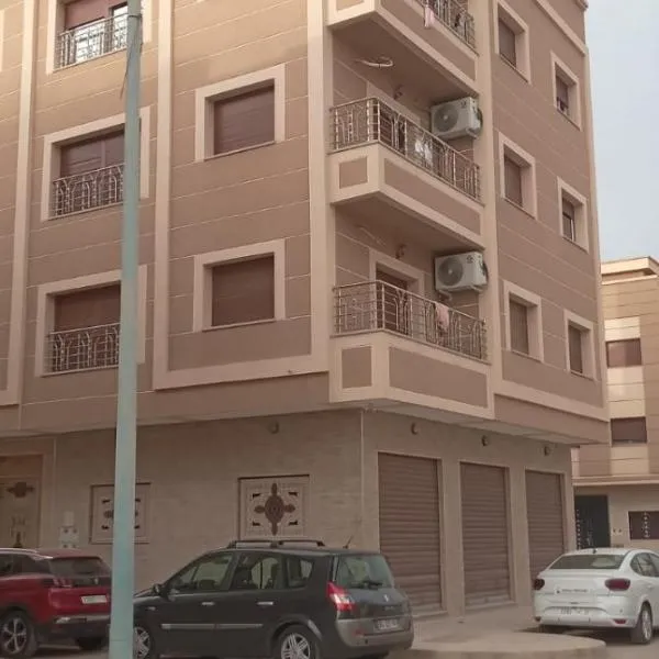 appartement 1 meublé et équipé, hotel in Nador