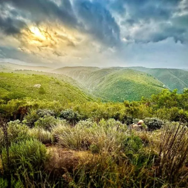 Fungamukaba Sanctuary - Stone Cottage, hotel in Mossel Bay